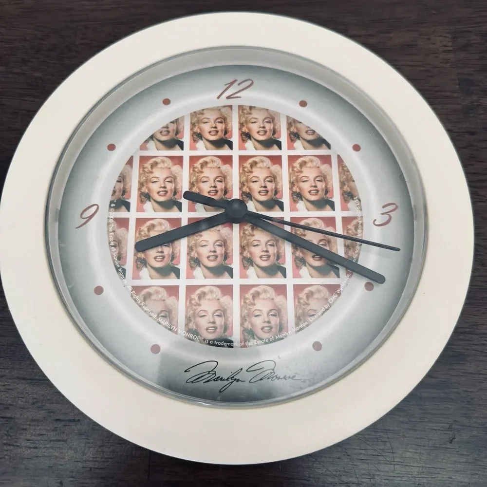 Marilyn Monroe Wall Clock